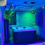 Fraisier, Love Room Valenciennes Avec Spa Privatif *